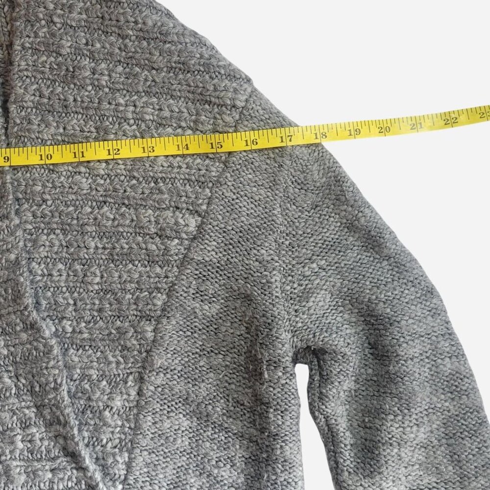 Ambercrombie & Fitch Gray V Neck cowl Sweater Size Small - Picture 6 of 8